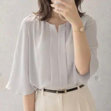 Natural Beauty Basic 드레이프감 블라우스