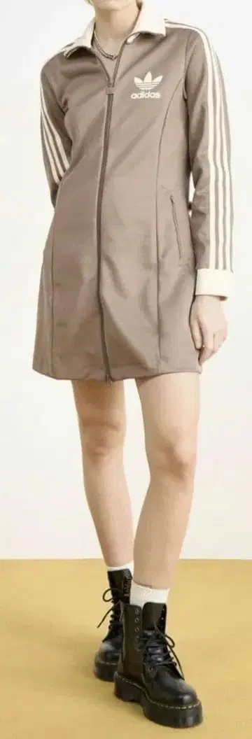 adidasOriginal 아디컬러 트랙 원피스