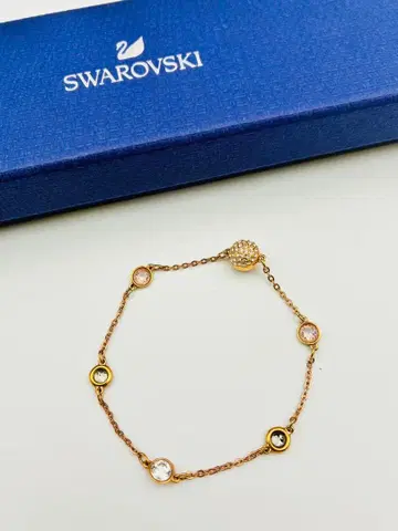 새상품급 SWAROVSKI 팔찌 골드 컬러 크리스탈