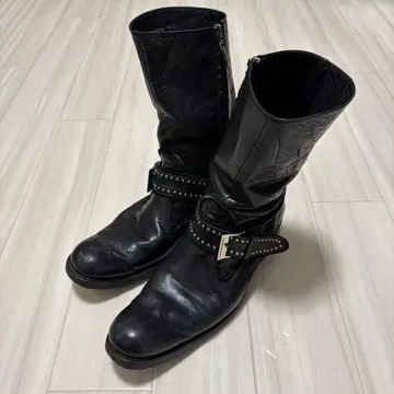 히로무 타카하라 x 로어 사이드 지퍼 부츠 아카이브