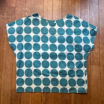 marble SUD 마블슈드 LOTS OF DOT 반팔 셔츠