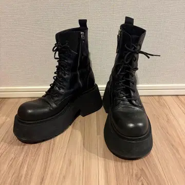 VIC MATIE 레이스업 볼륨 밑창 숏부츠