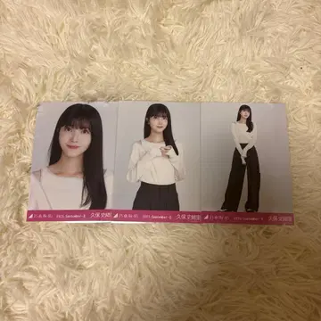 노기자카46 브로마이드 어깨 트임 상의 3종 컴프 쿠보 시오리