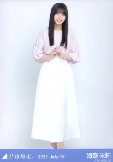 노기자카46 회장 한정판 브로마이드 우미베 아카리 2025.July-IV 메쉬 니트 히키