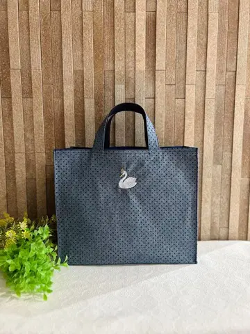 = handmade = 왕관 swan 자수 장식 종이 봉투형 토트백