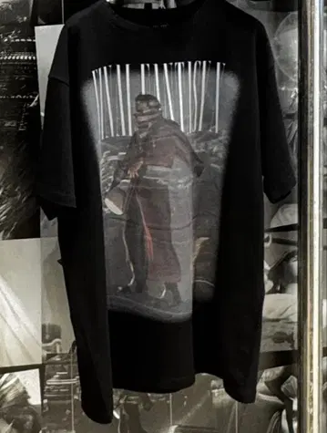 FFX 25th Pop-Up Store Auron T-shirt