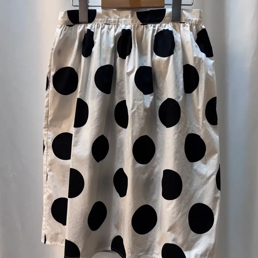 RED VALENTINO 레드 발렌티노 도트 플레어 스커트 38 정품 A366