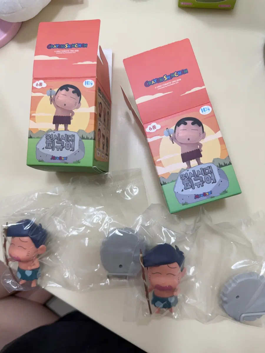 짱구 원시시대 피규어 철수