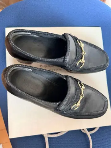 [풀 사이드] 비트 로퍼 통굽 블랙 22.5cm