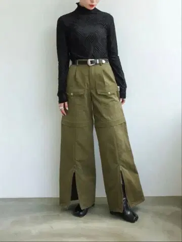 sahara Zip Cargo Pants 카키 사이즈 M