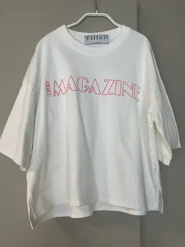 THIRD MAGAZINE 로고T셔츠 화이트