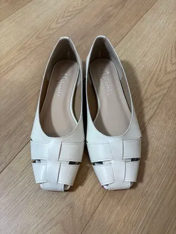 다이애나 펌프스 화이트 컬러 24cm 일본제