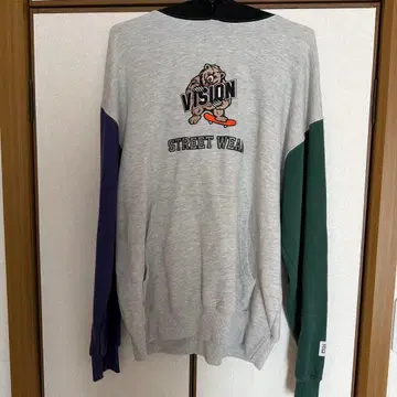 VISION STREET WEAR 클레이지 패턴 맨투맨