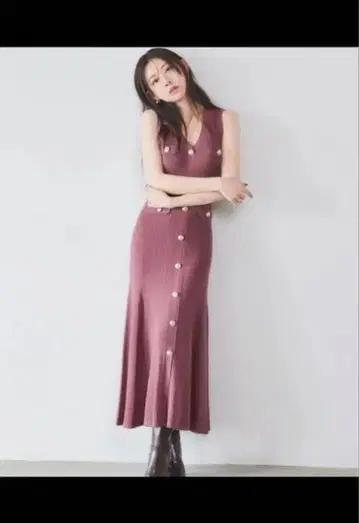 SNIDEL 스나이델 슬리브리스 프론트 버튼 니트 원피스