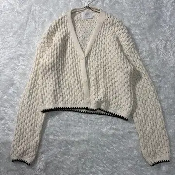 ZARA 자라 크롭 니트 가디건 (M 상당)