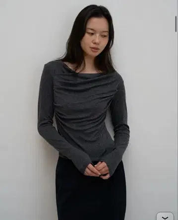 OHOTORO 2way Shirring T-Shirt 차콜