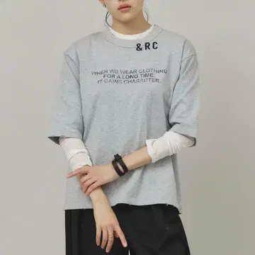 UNIVERSAL OVERALL x &RC 캘런솔로지 별주 T셔츠