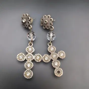 정품 D&G 실버 십자가 귀걸이