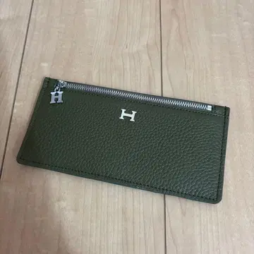 H 로고 프래그먼트 케이스 카키