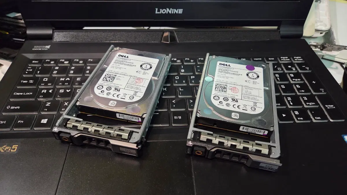 sas  hdd  1T.  몆개 팝니다