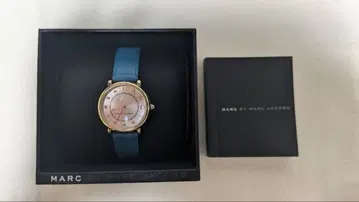MARC BY MARC JACOBS 여성용 아날로그 시계