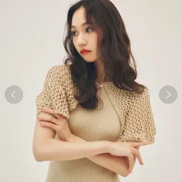 RANDEBOO 케이프 니트 드레스 베이지