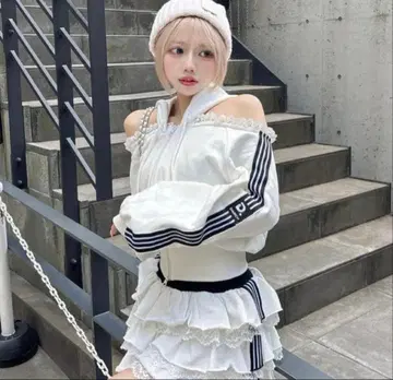 Darich 걸리시 스포티 맨투맨 셋업