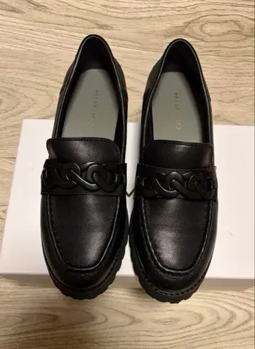 히미코 메탈 모티브 트랙 밑창 로퍼 블랙 23.5