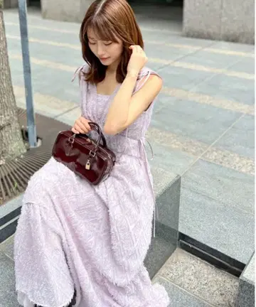 자카드 드로스트 디테일 원피스
