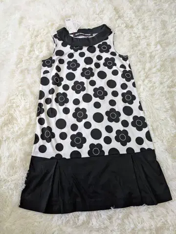 택 포함 새상품 MARY QUANT 꽃무늬 도트 슬리브리스 원피스 M