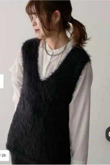 새상품급 Green Parks Petit Fleur 샤기 V넥 베스트