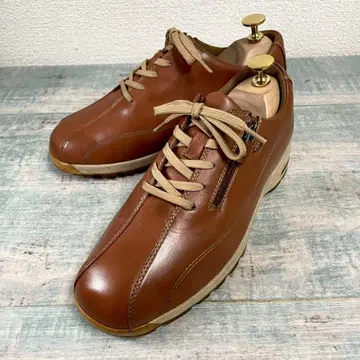 착용 거의 안 한 YONEX 파워크레션 SHW-LC21 23 3.5E