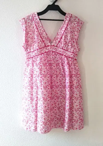 미사용 새상품 JILLSTUART 꽃무늬 자수 슬리브리스 원피스