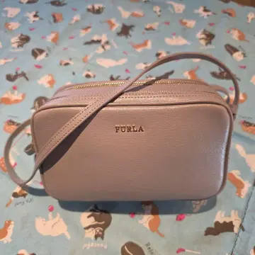 훌라 FURLA 더블 지퍼 숄더백