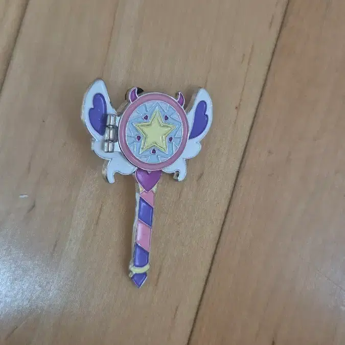 스타버터플라이 별나비 지팡이 뱃지
