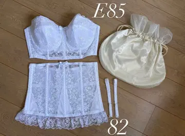 세모아 [ E85/82 ] 브라이덜 이너 세트