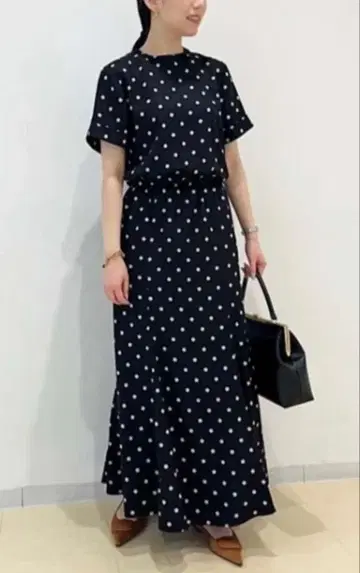 Mila Owen 미라 오웬 도트 무늬 머메이드 롱 원피스 반팔