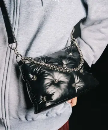 새상품급 완판 [ subciety ] 서브사이티 Padded shoulder bag