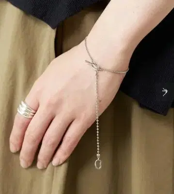 BEARDSLEY LIVETART 브라스 메니 웨이 팔찌