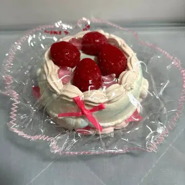 kikisquishy 딸기 홀케이크 촉촉 버터