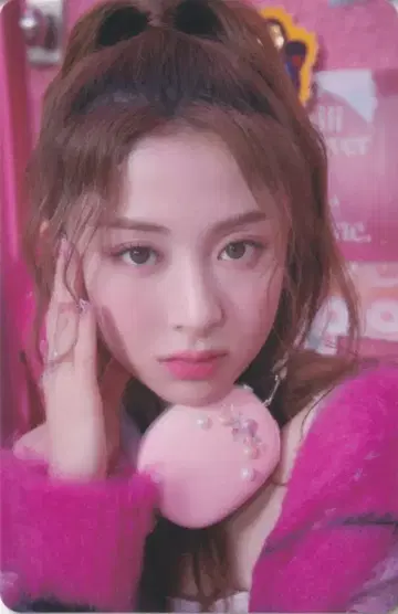 르세라핌 윤진 FEARLESS JP 30