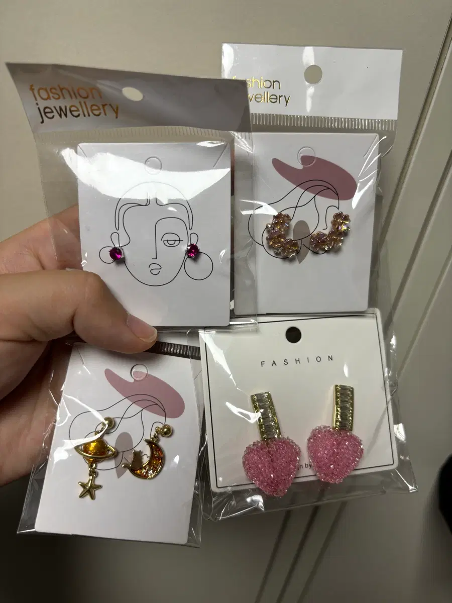 (새상품) 은침 귀걸이 4종 세트