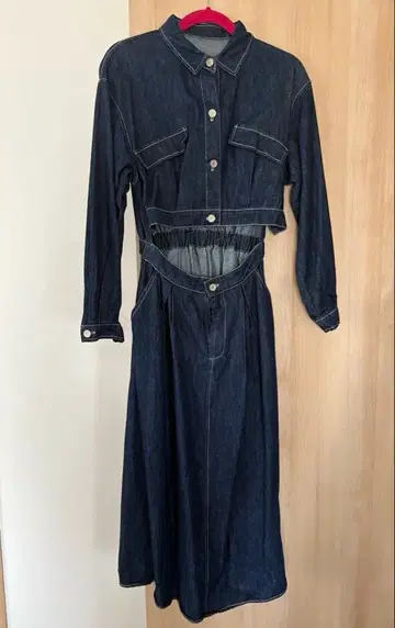 BIRTHDAY BASH DENIM FRONT CUT DRESS ( M )