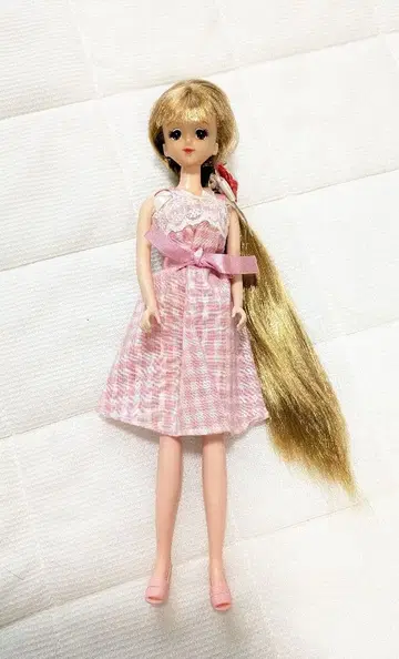 제니 인형 핑크 체크 드레스