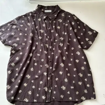 Afternoon Tea WARDROBE 꽃무늬 반팔 셔츠