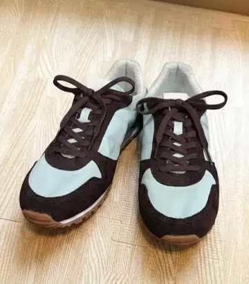 유니클로 : C 콤비네이션 스니커즈
