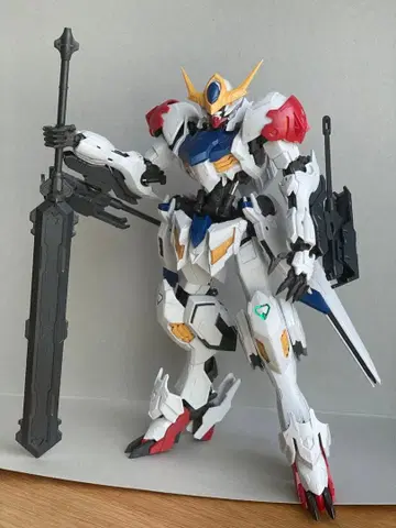 MG 1/100 건담 발바토스 루푸스 완성품