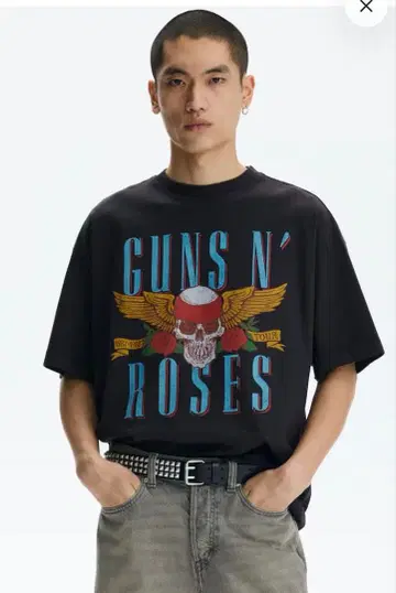 H&M / GUNS N' ROSES 콜라보 티셔츠 M 사이즈 XL 사이즈