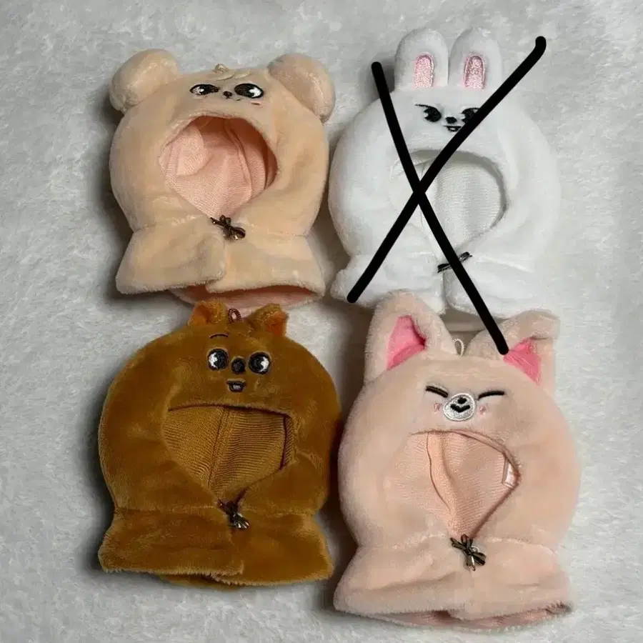 탈덕처분)스키즈 10cm 아웃핏 퍼핌,리빗,한카,폭시니