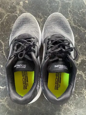 SKECHERS GORUN 스니커즈 남성용 그레이